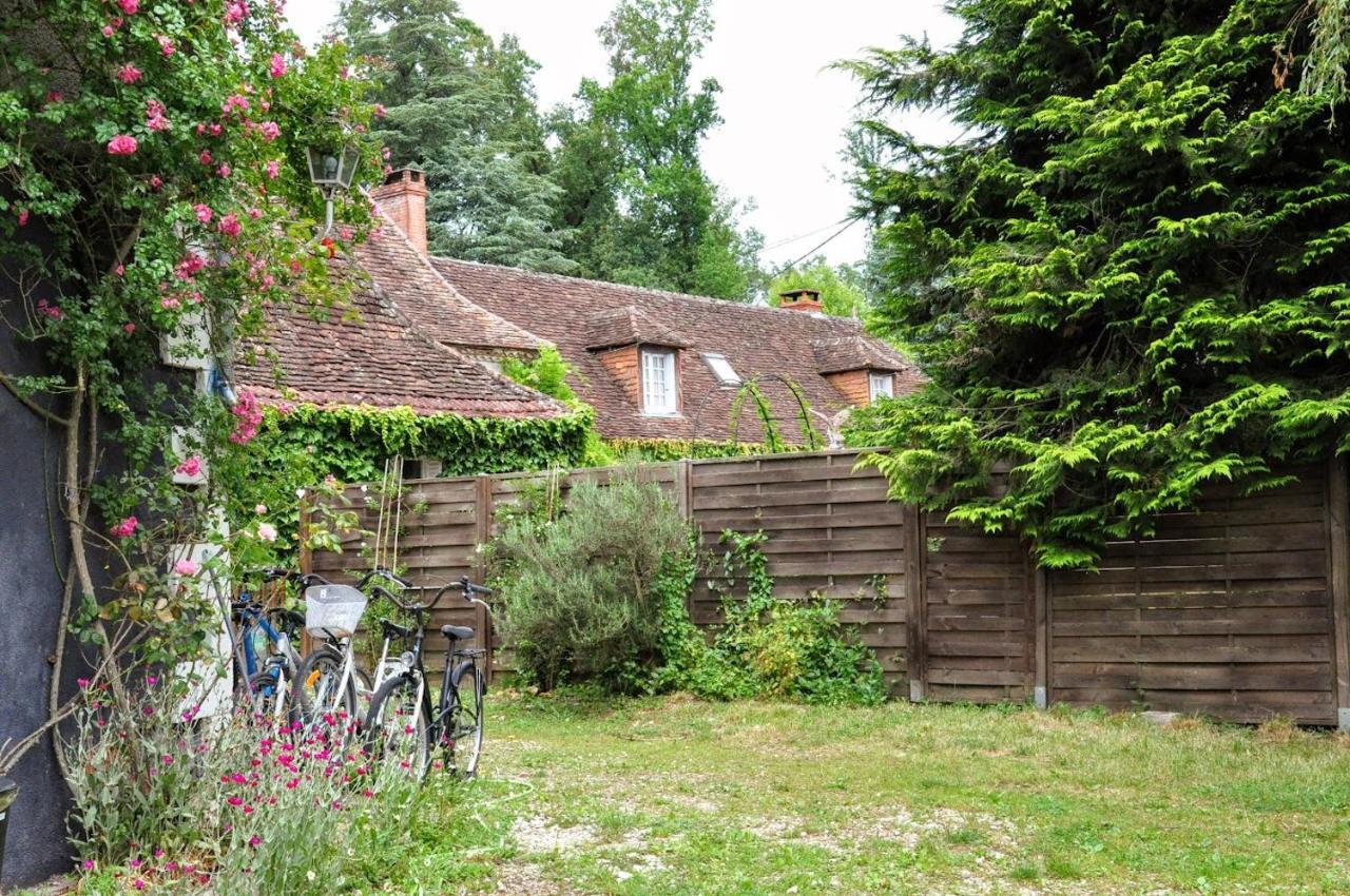 Domaine Le Manoir, Gites De Charme Et De Caractere Avec Piscines Privatisees Et Spa Nordique Fossemagne Exterior foto
